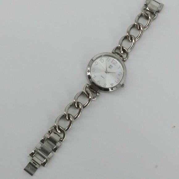 NY&C Quartz Women's Wristwatch Stainless Steel Chain Bracelet Silver Tone Watch - Picture 3 of 10
